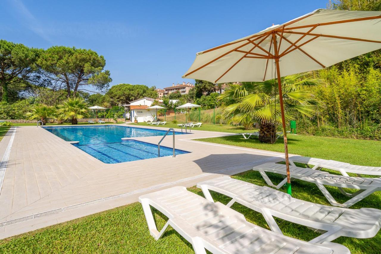 Apartamentos Costamar Lloret de Mar Dış mekan fotoğraf